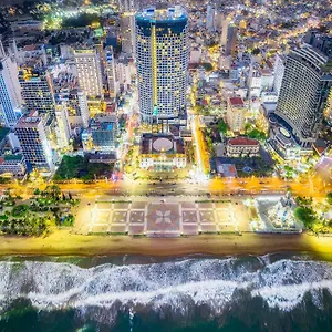 Az Five Stars Ocean View 公寓 芽庄